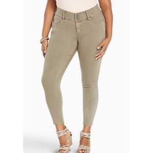 Torrid Jegging in Sand Wash